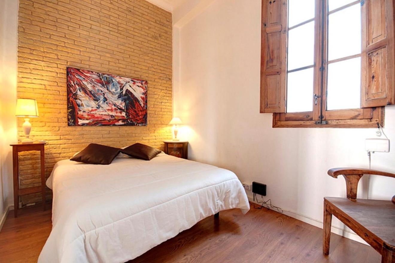 Beds & Breaks Strauss Apartment Valencia Exterior photo